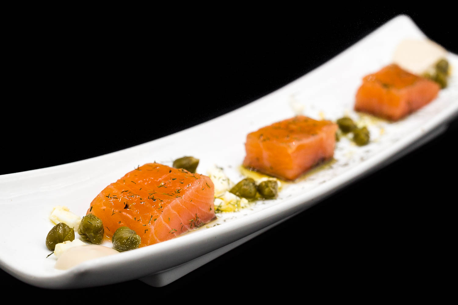 Salmon macerated with mayonnaise