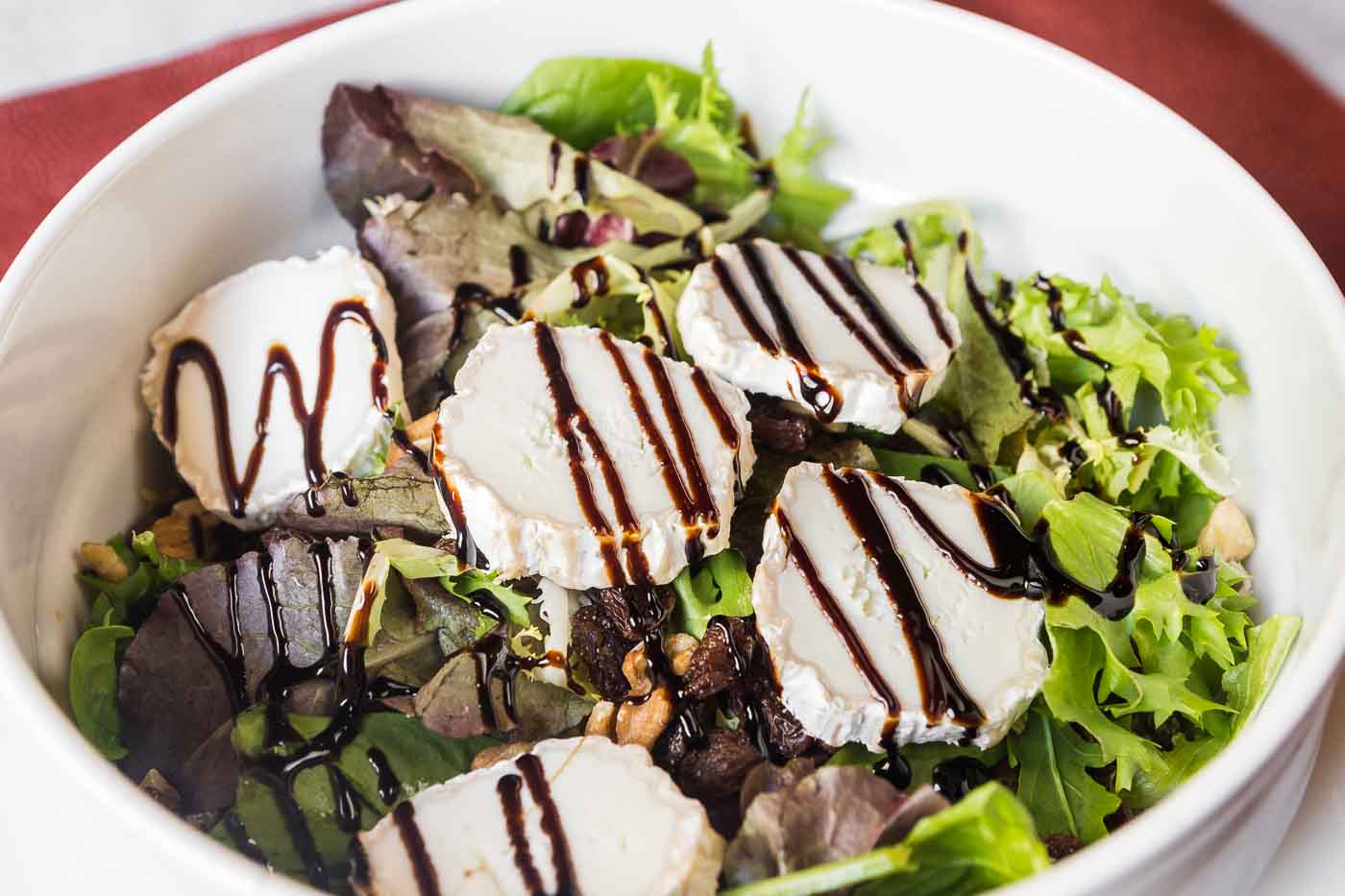 Mixed Greens with Goat Cheese, Raisins and Vinegar PX