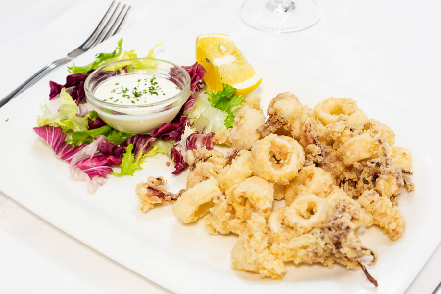 Breaded Squid with aioli sauce