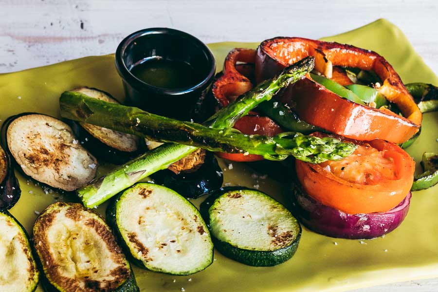 Grilled vegetables With pesto sauce