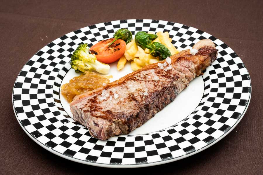 Grilled ox entrecote with french fries