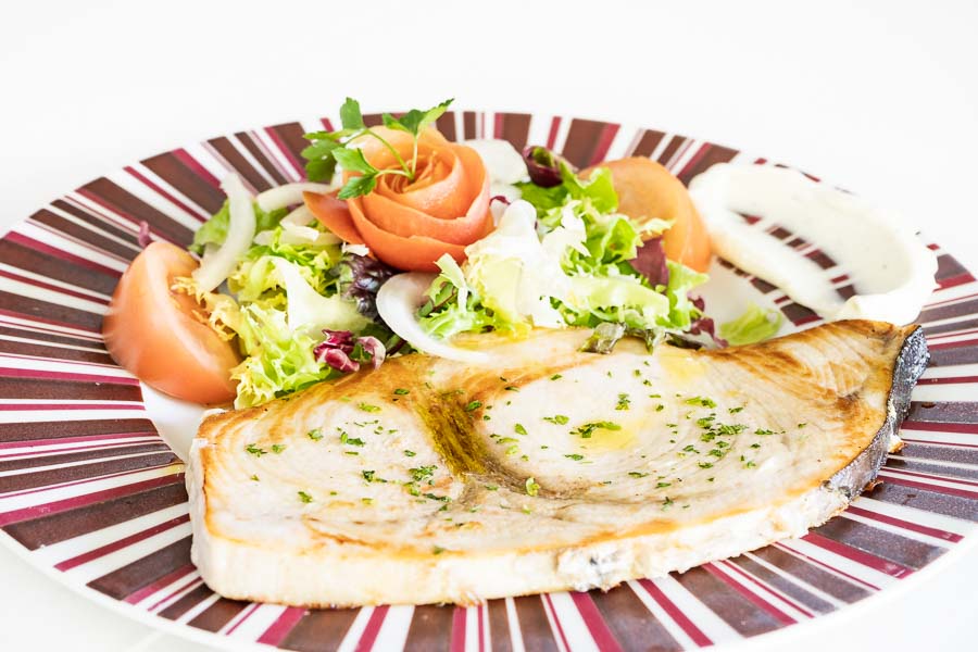 Grilled swordfish With salad
