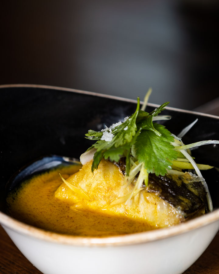 Curry de Malaysia con bacalao confitado y mejillones con arroz jazmín