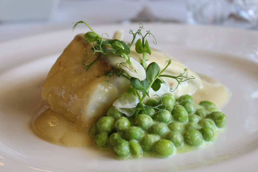 Slow-cooked cod in a garlic sauce