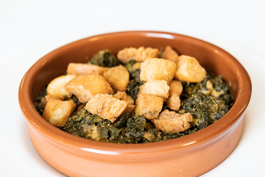 Chickpeas With Spinach