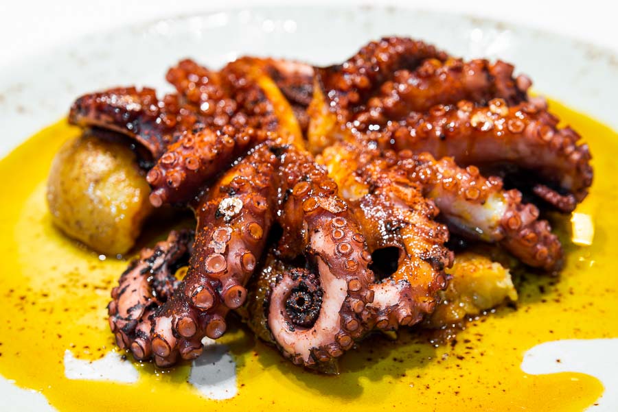 Grilled octopus with potatoes and peppers from the Vera