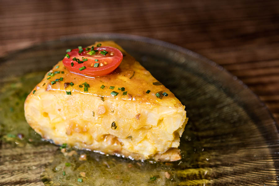 The juicy spanish tortilla  with whiskey sauce
