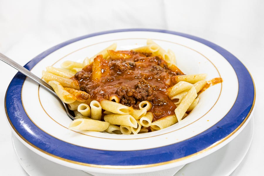 Spaghetti or Macarroni bolognese