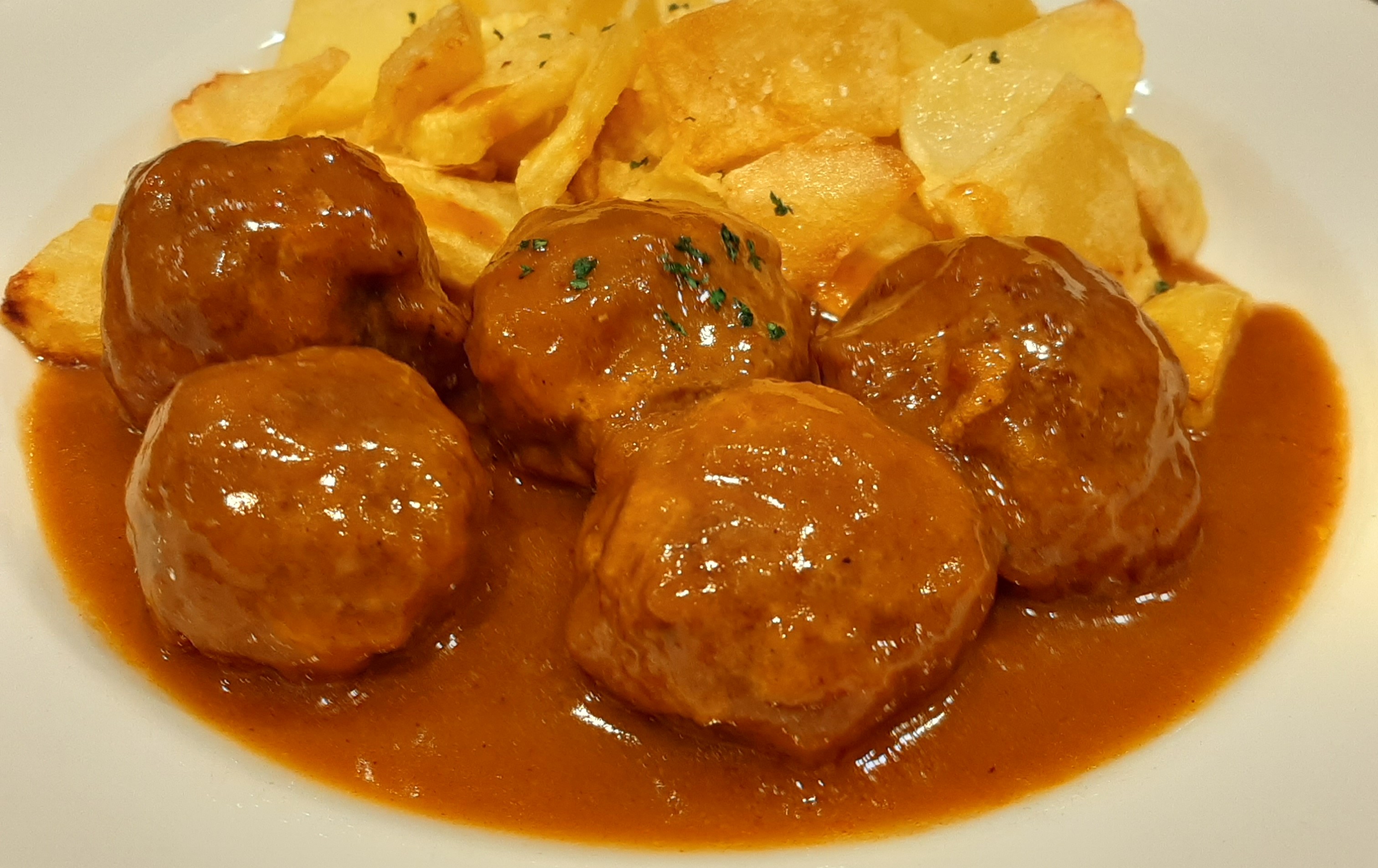 Meatballs with sherry wine sauce