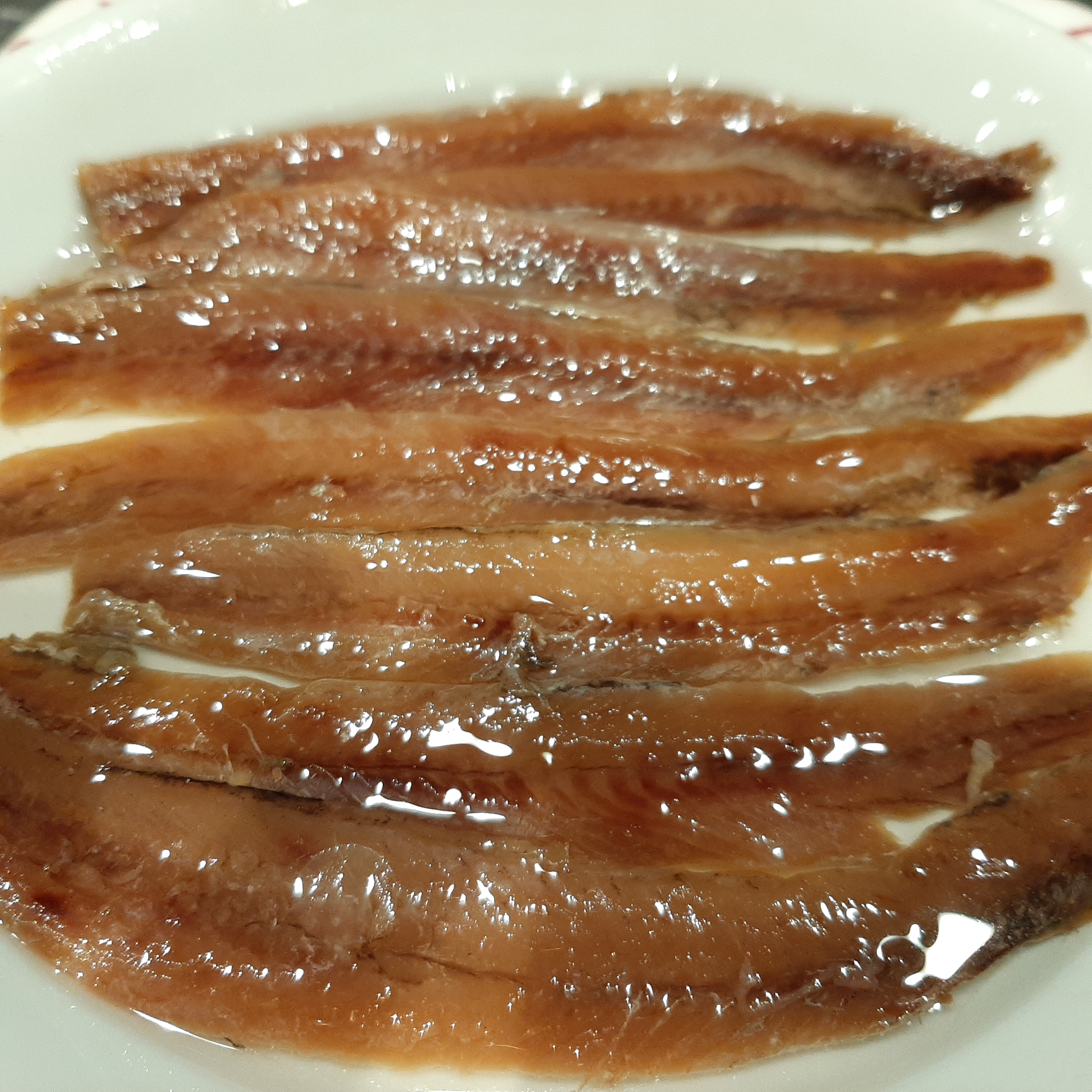 Cantabrian anchovies cured in salt