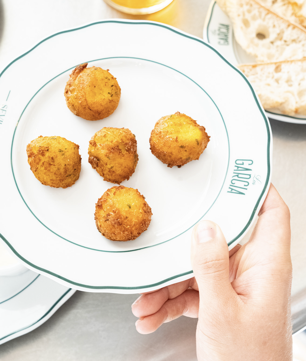 Melty cod fritters (4 units/8 units)