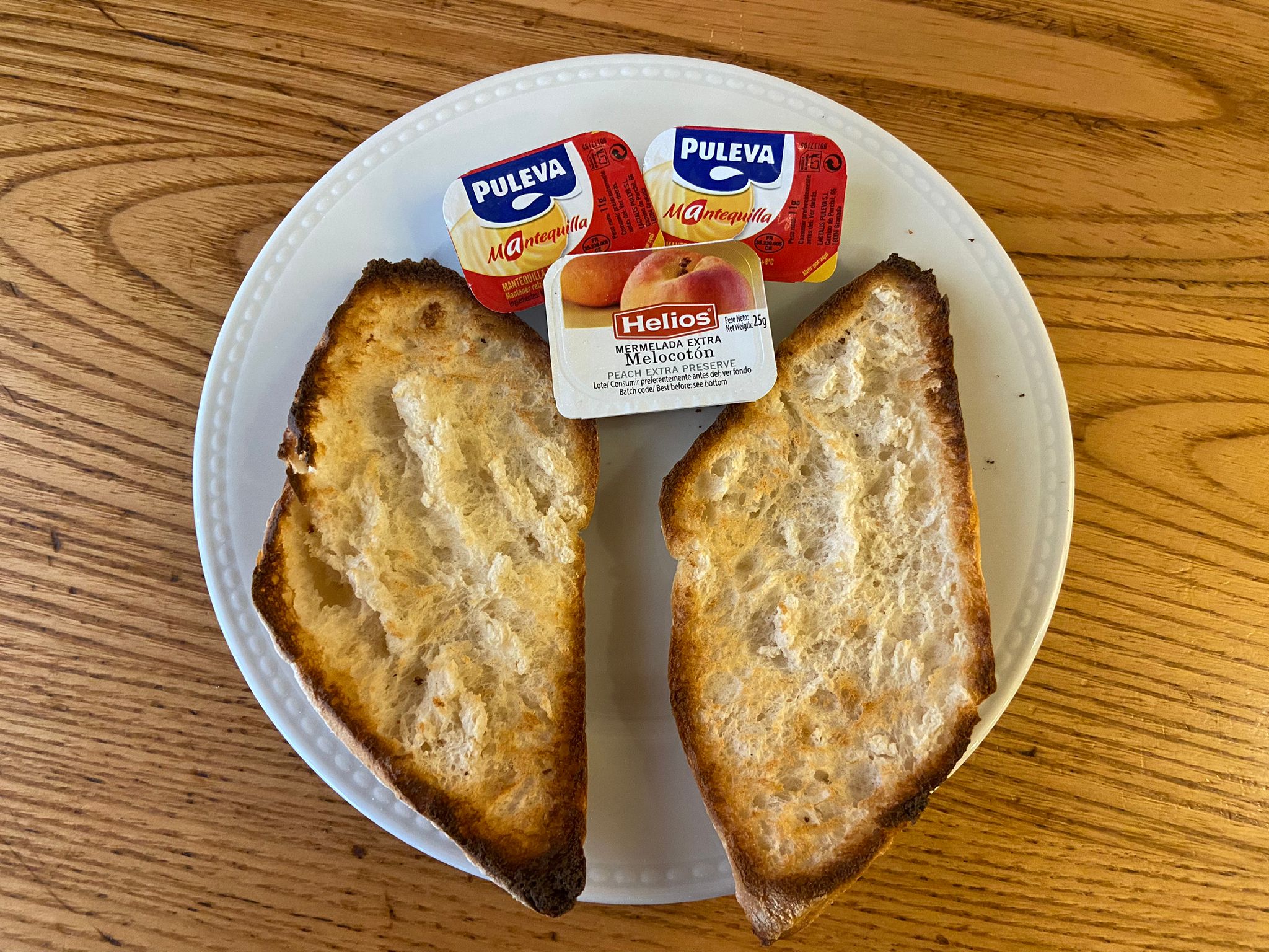Toasted bread with butter and jam 