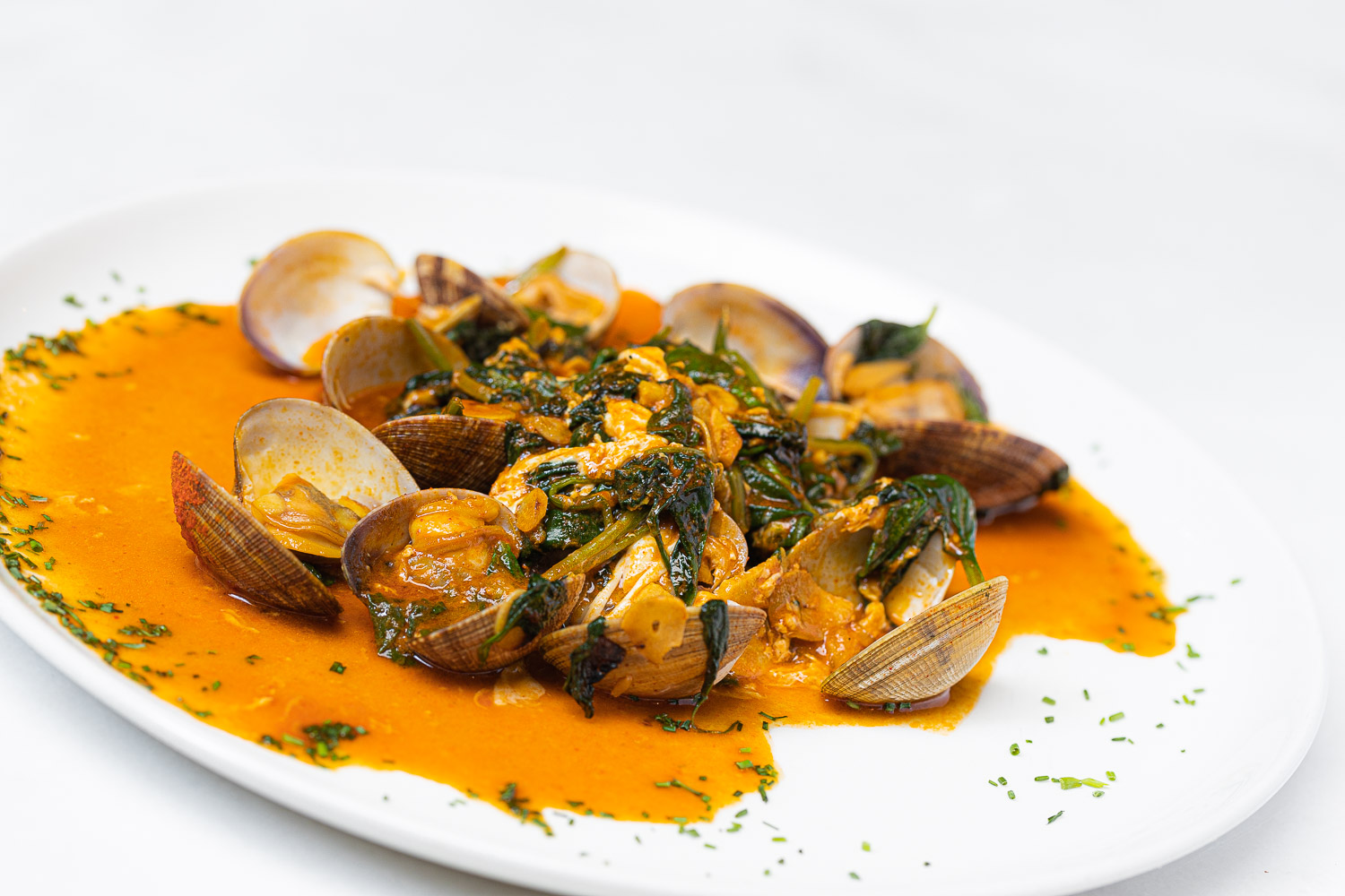 Clams with spinach