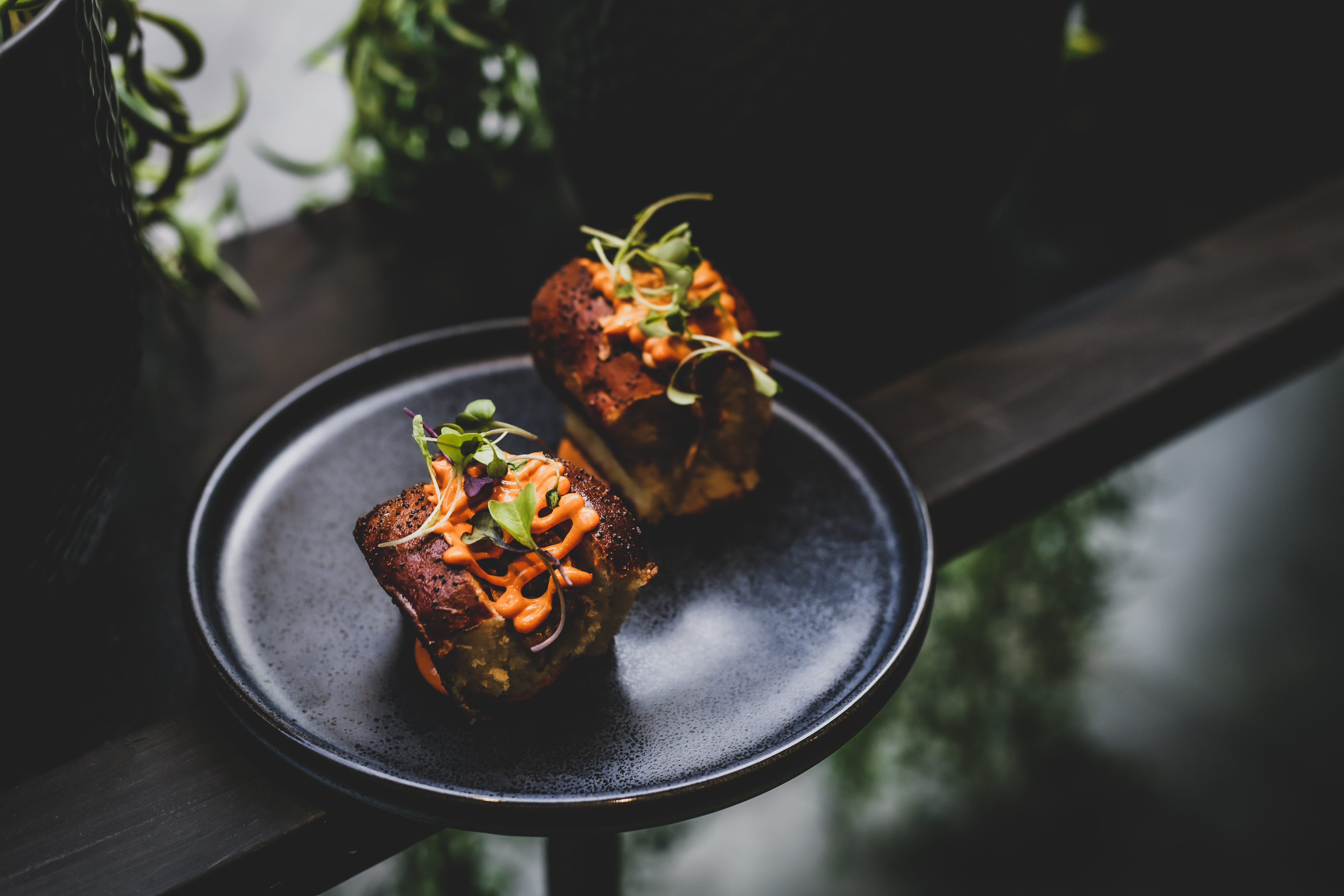 Brioche bread stuffed with frayed ribs and smoked chipotle mayonnaise