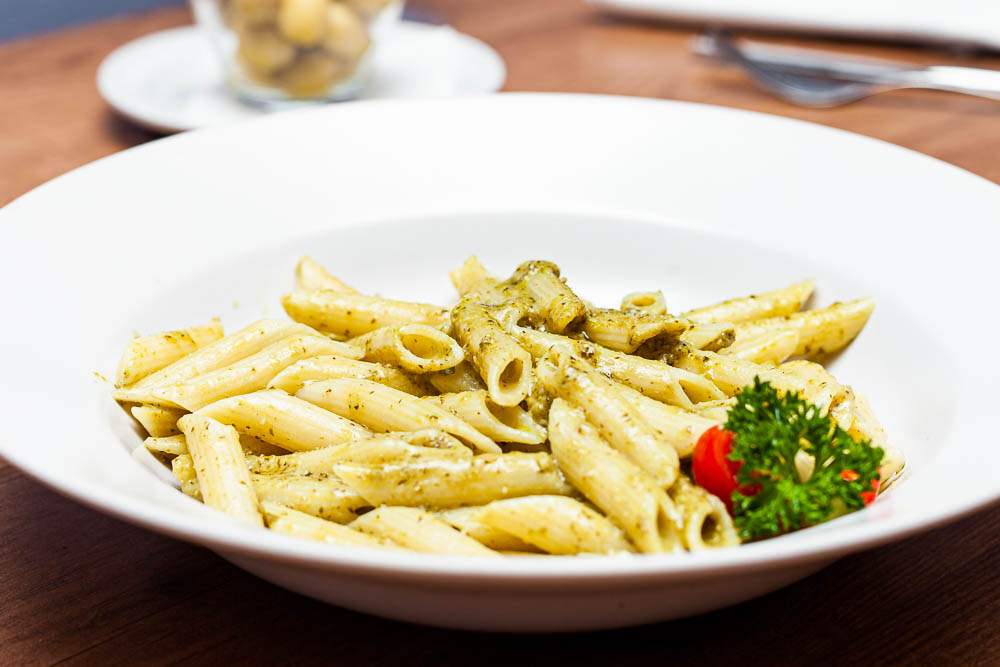 Penne with pesto