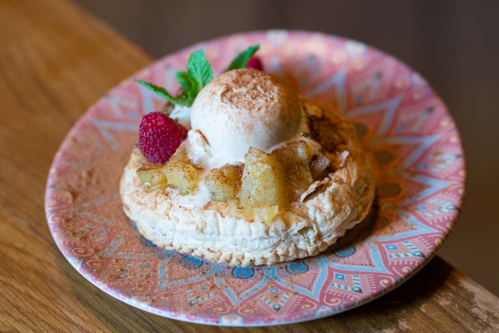 Apple puff pastry with ice cream