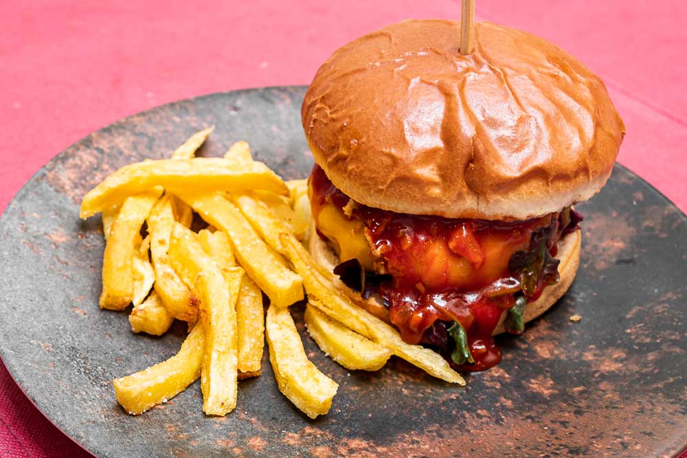Veal burger with cheddar cheese, onion and barbecue sauce